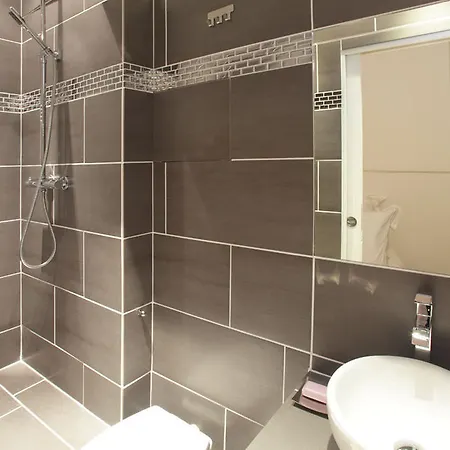 Apartment Cosy Junior In Le Marais